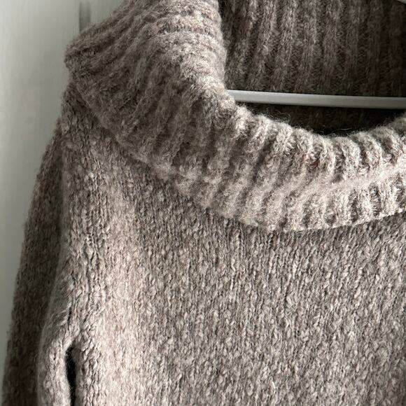 Paloma Wool Carlota Off-Shoulder Sweater Taupe Alpaca Blend - Picture 4 of 11